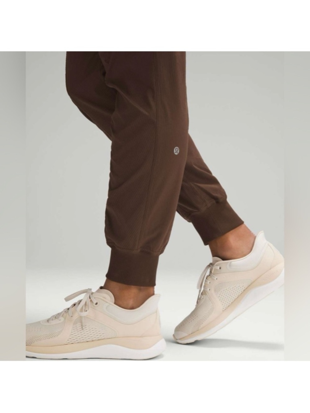 Lululemon Dance Studio Mid-Rise Jogger - Java - size 4 - Picture 3 of 12